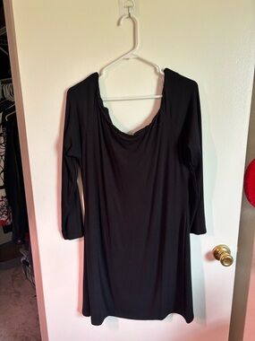 Black Long Sleeve Shoulderless Women’s Dress